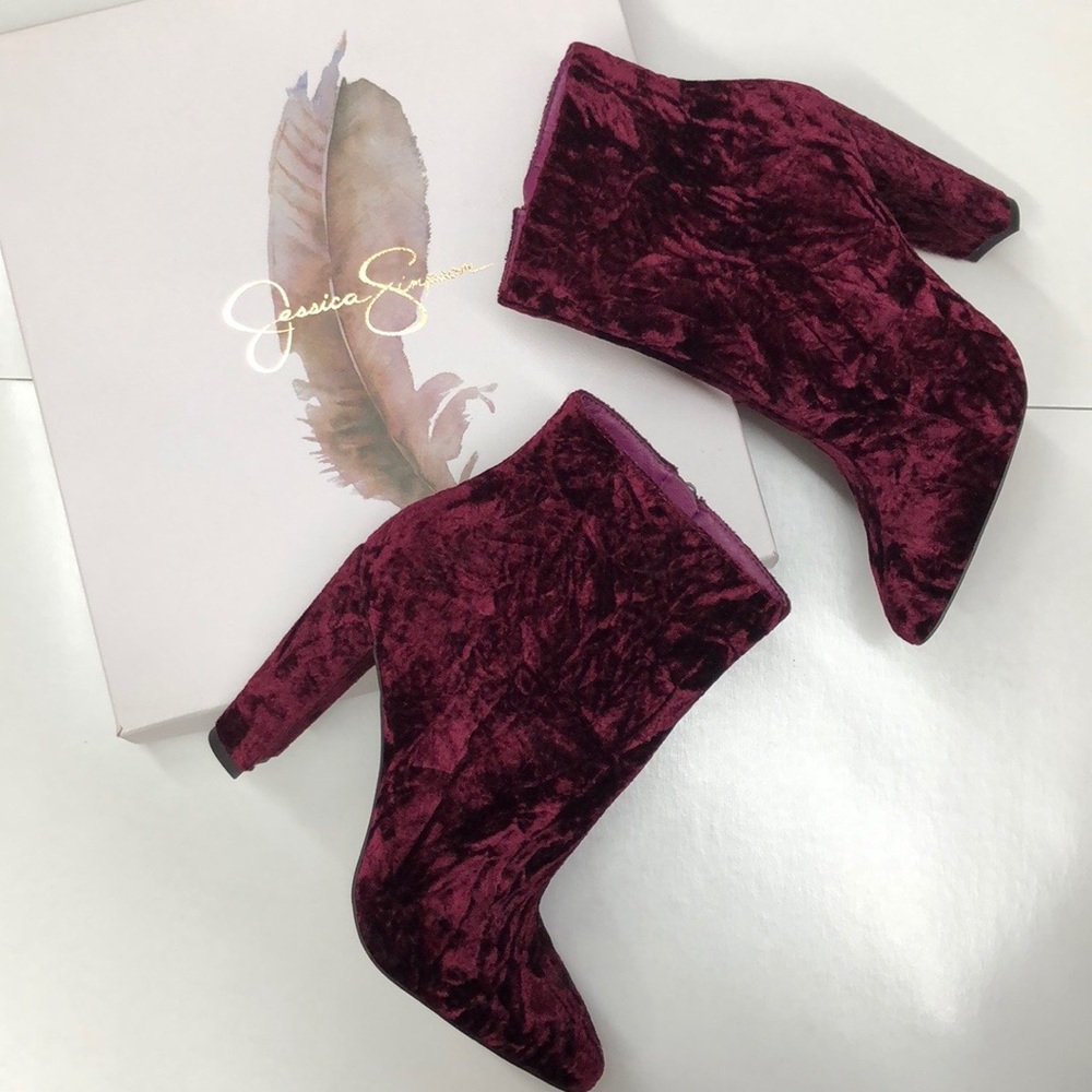 Jessica Simpson Footwear